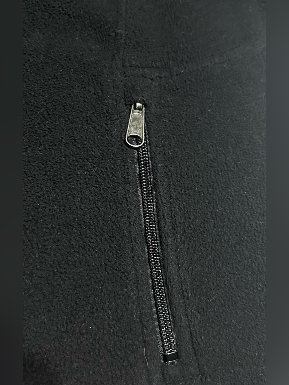 The North Face Women's Black Full-Zip Fleece Jacket - Picture 5 of 8